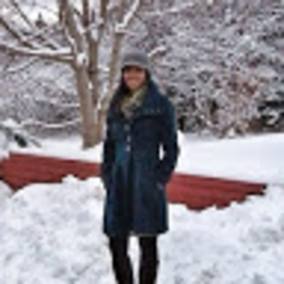 Meet your Posher, Paola - Picture 1 of 1